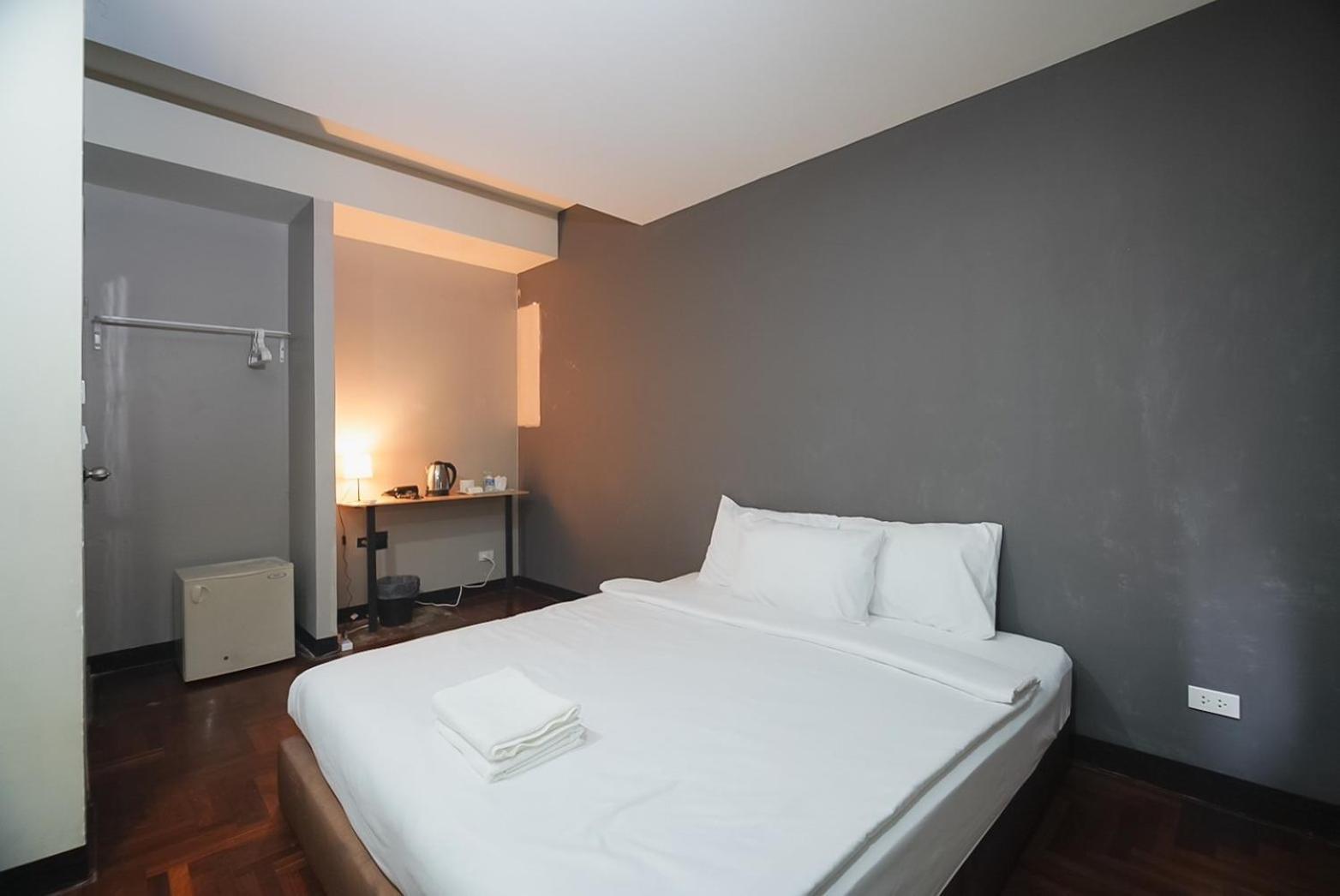 โกอินน์ สีลม - สถานีรถไฟฟ้าเซนต์หลุยส์ Go Inn Silom - Bts Saint Louis 방콕 외부 사진